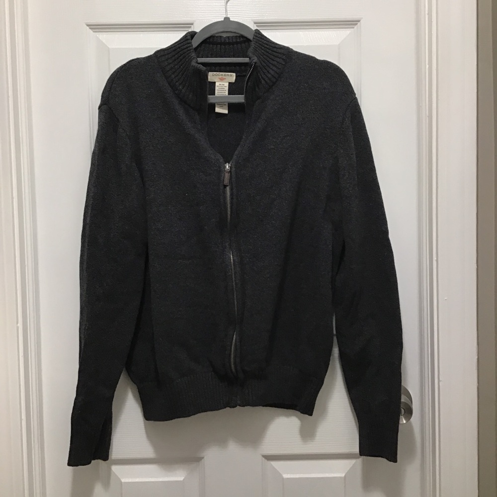 Men’s zip up sweater